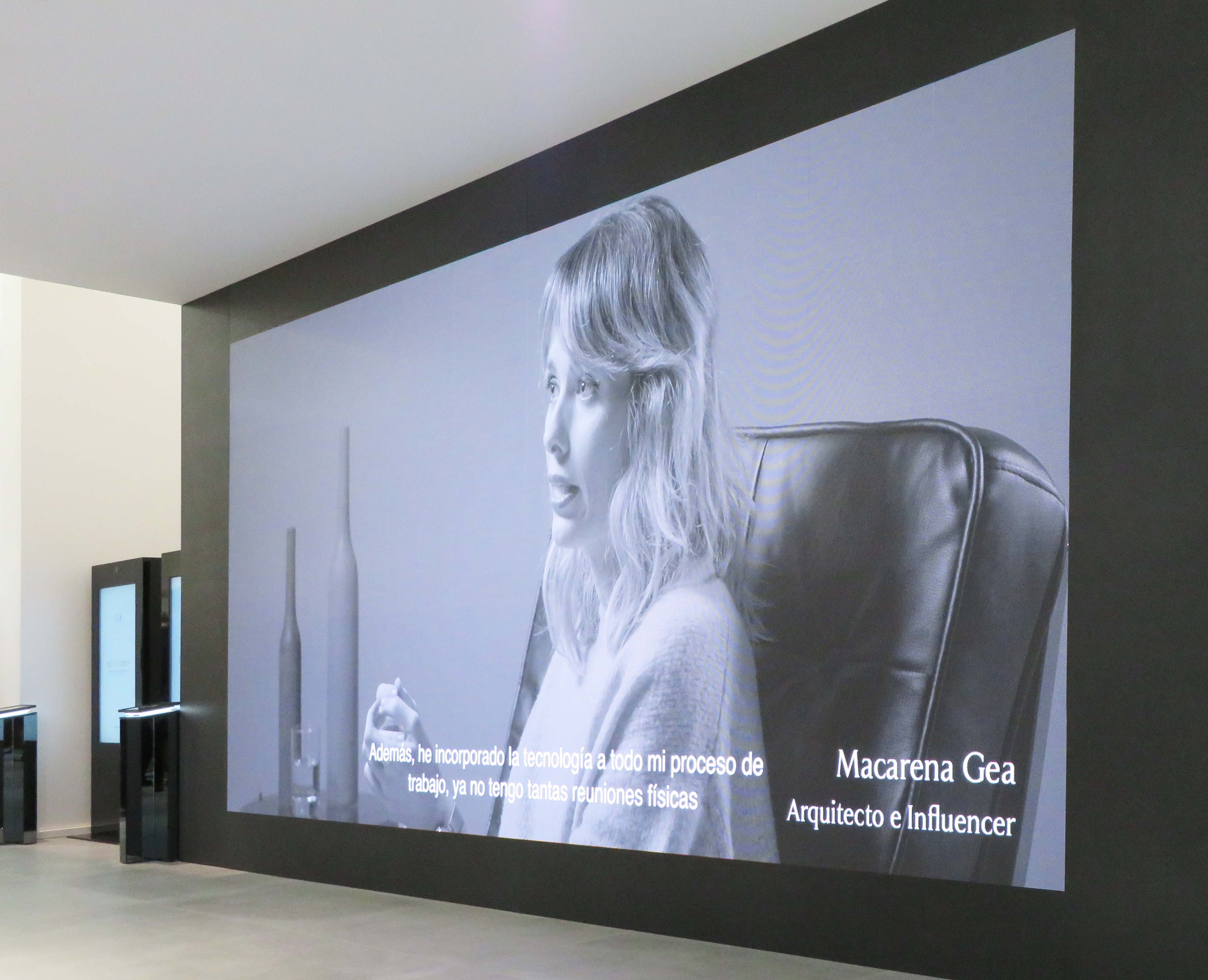 LED videowall entrada Porcelanosa